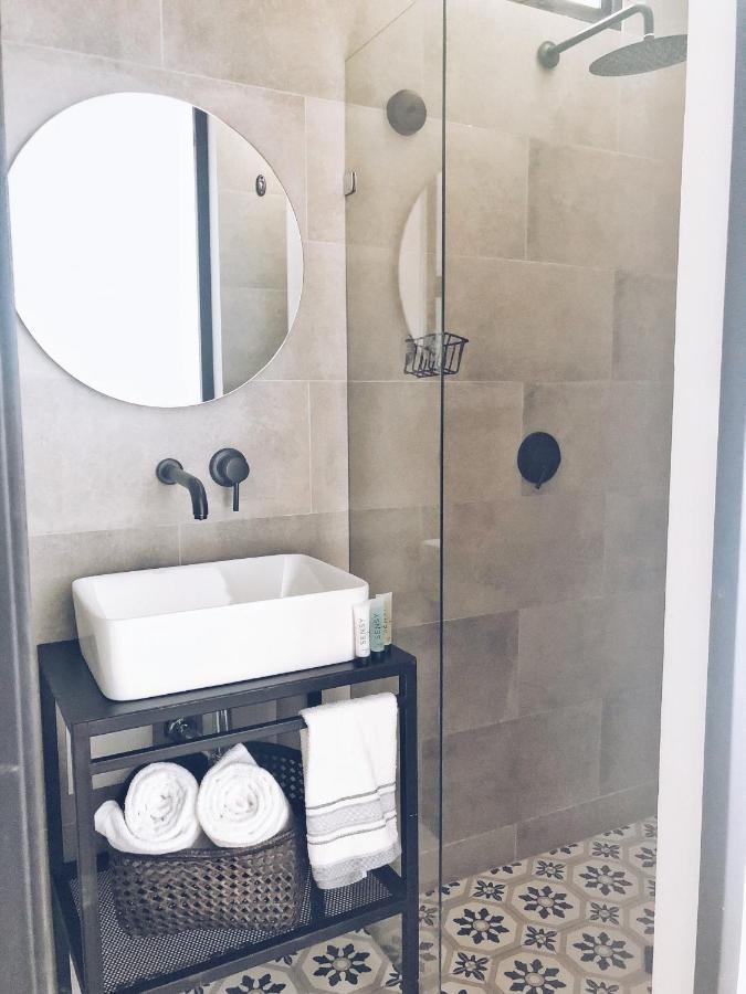 574 Hotel ميديلين المظهر الخارجي الصورة